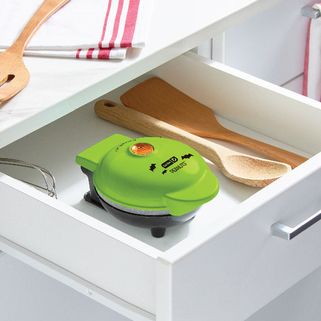 Peanuts® x Dash Snoopy Vampire Mini Waffle Maker mini makers Dash