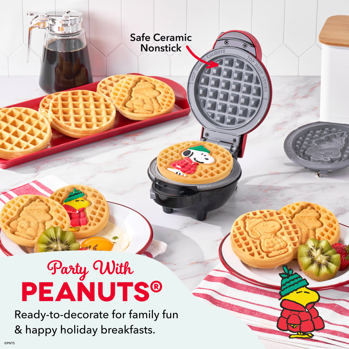 Peanuts® MultiMaker® Removable Plate Sets mini makers Dash