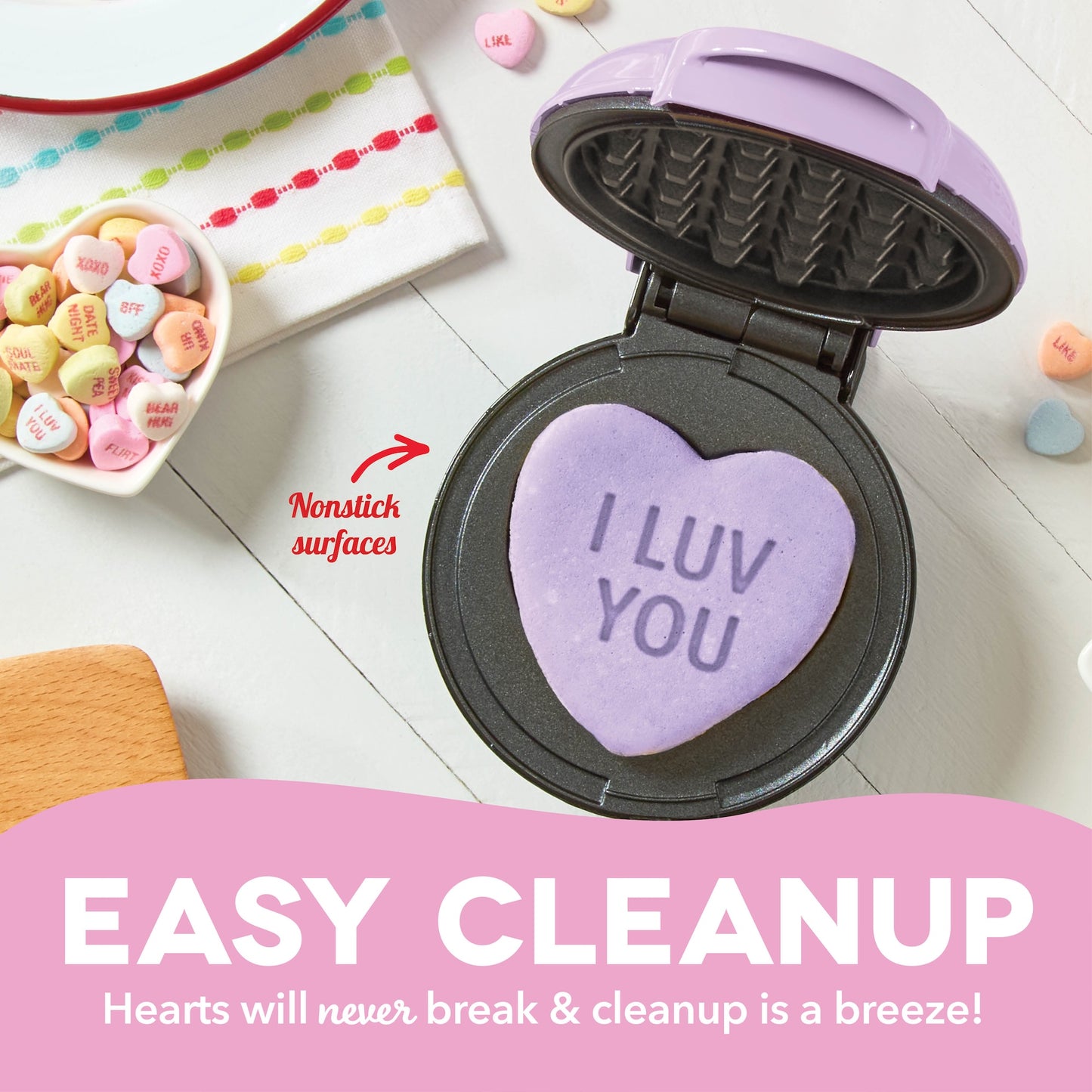 Dash x Sweethearts® Mini Waffle Maker