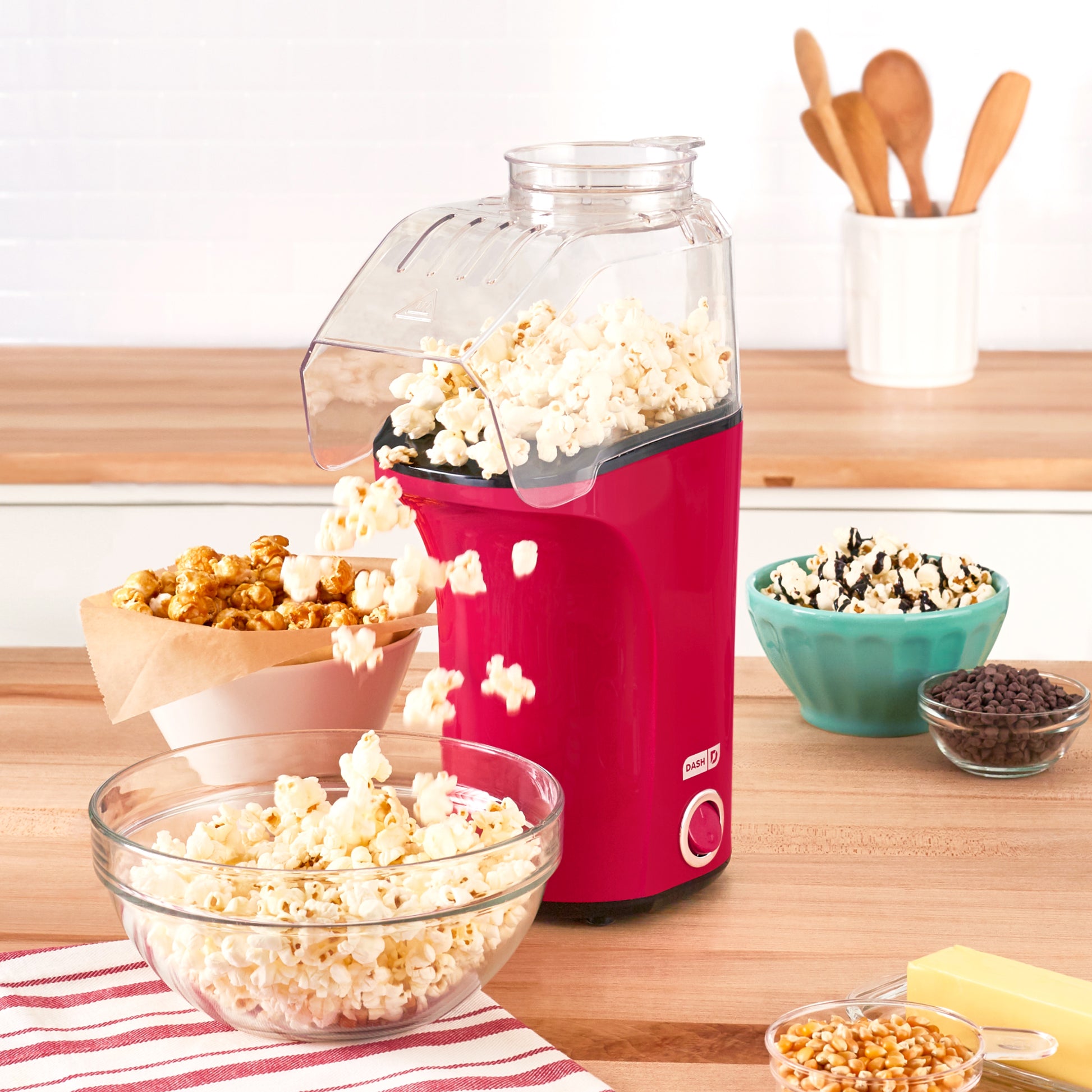 DASH Hot Air Popcorn Popper Maker with Measuring Cup to Portion Popping  Corn Kernels + Melt Butter, 16 Cups - White