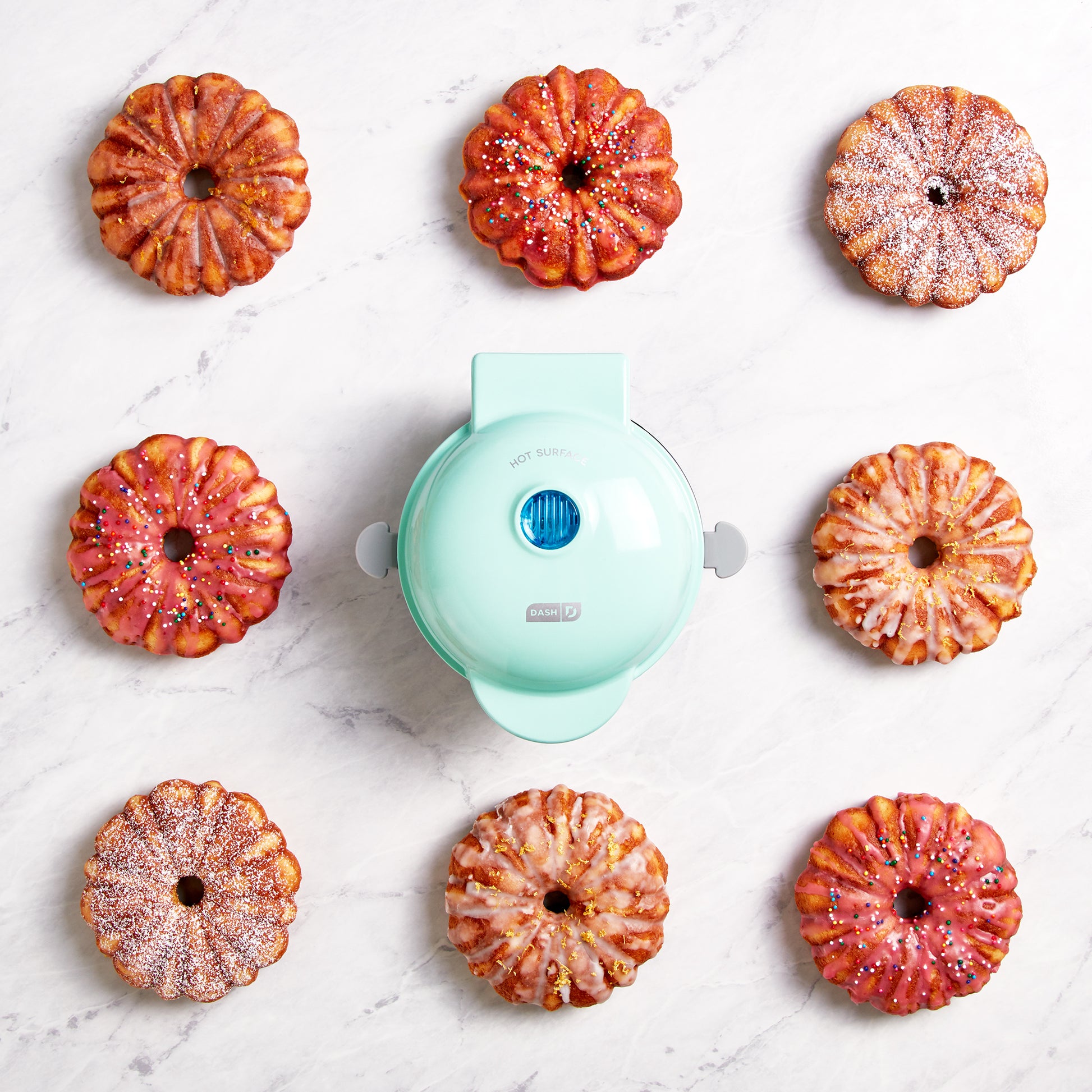 HOW TO USE THE MINI BUNDT CAKE MAKER FROM DASH ~ So Easy and Super Fun! 