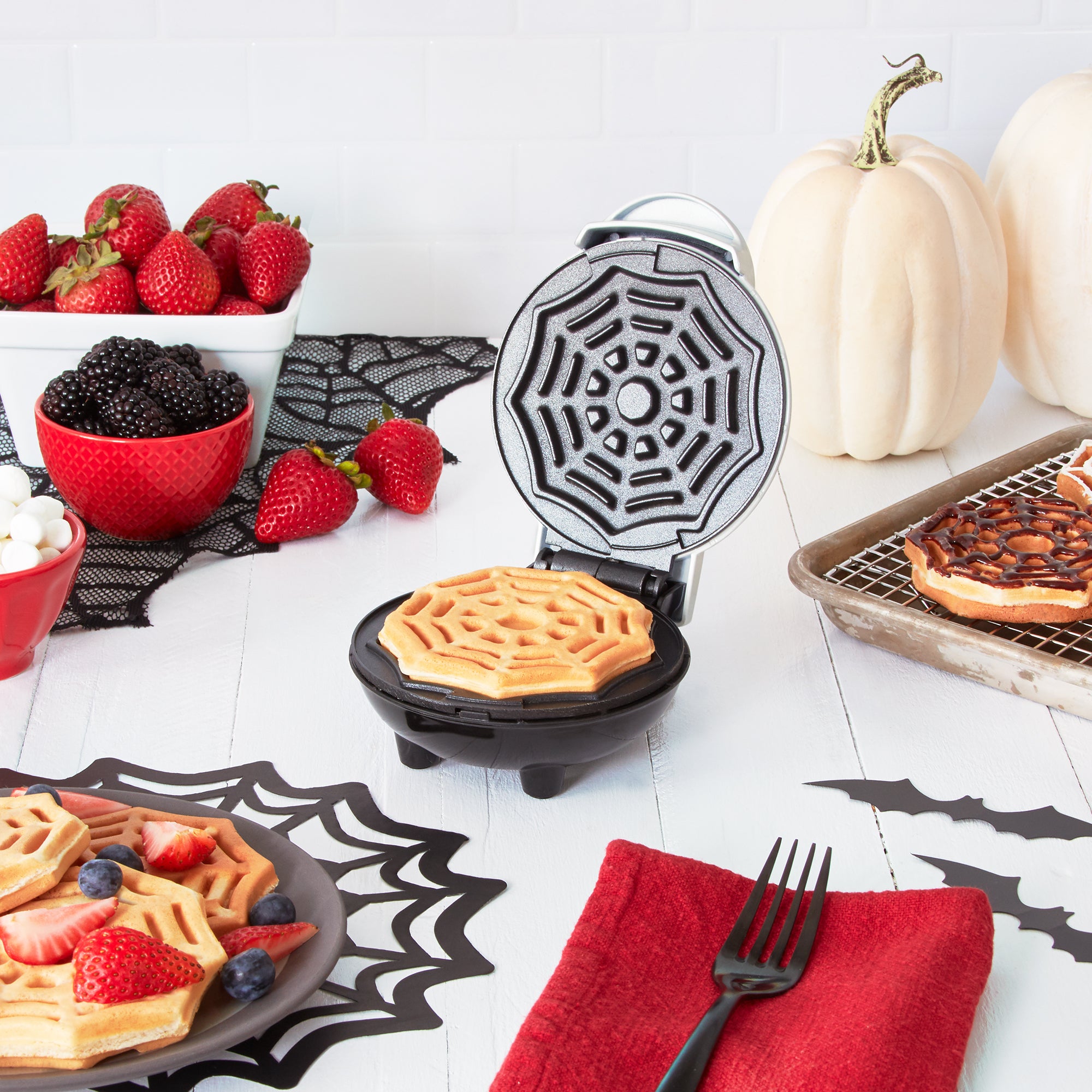 Spider Web Mini Waffle Maker