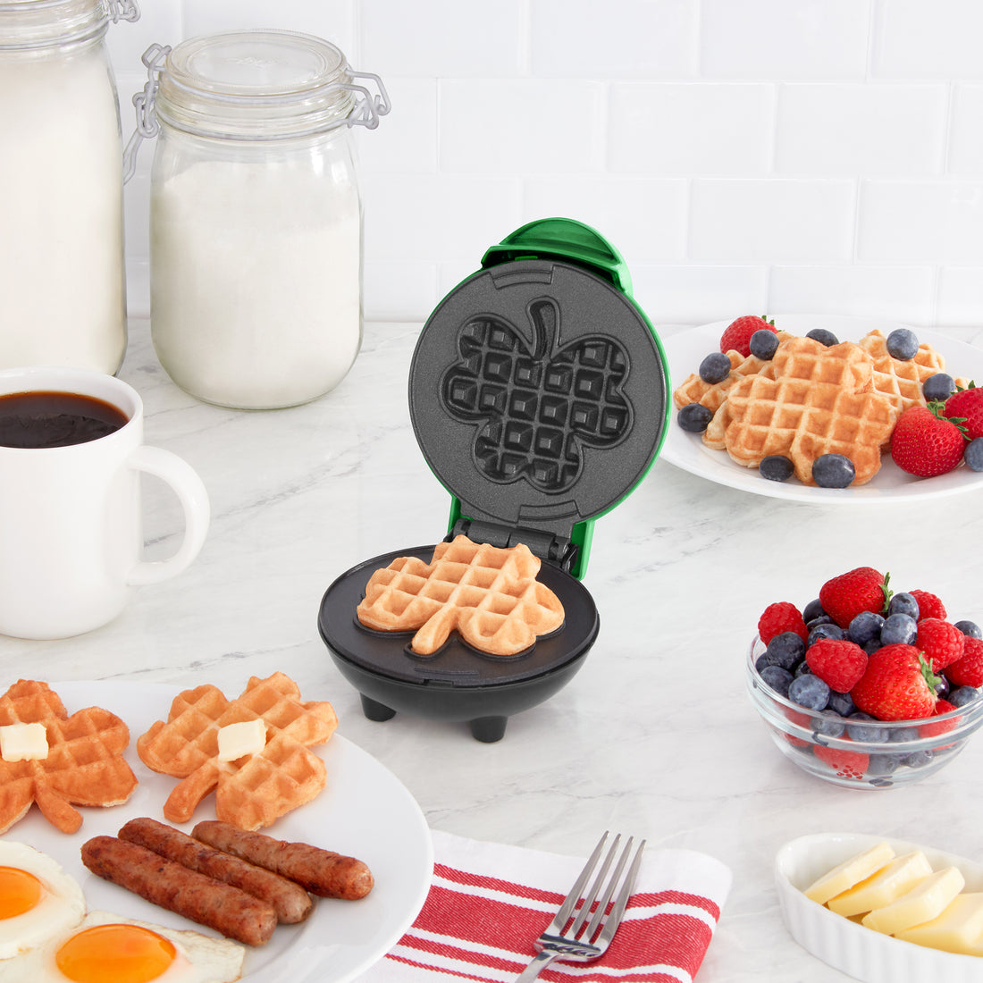 Shamrock Mini Waffle Maker Dash