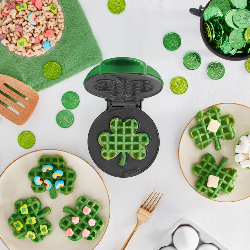 Shamrock Mini Waffle Maker Dash